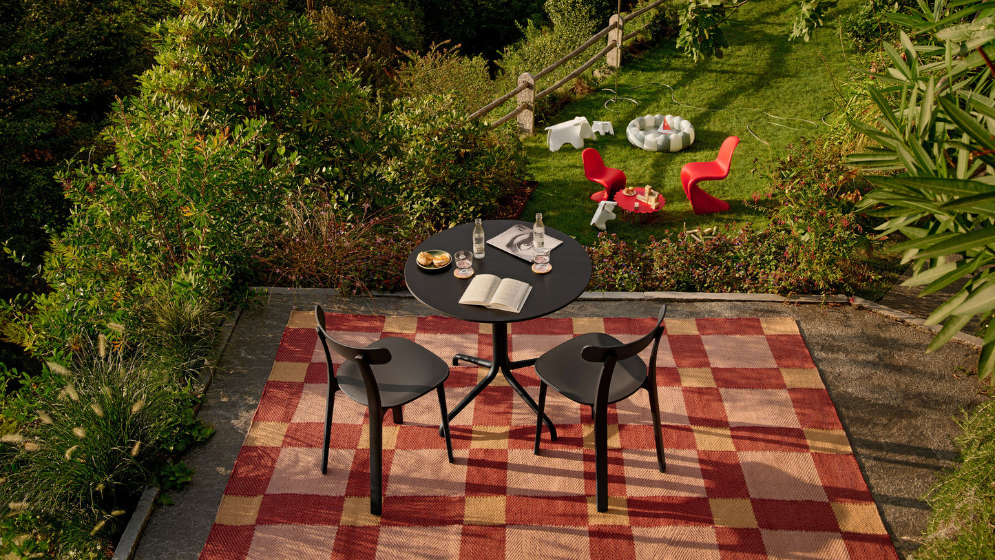 BISTRO TABLE