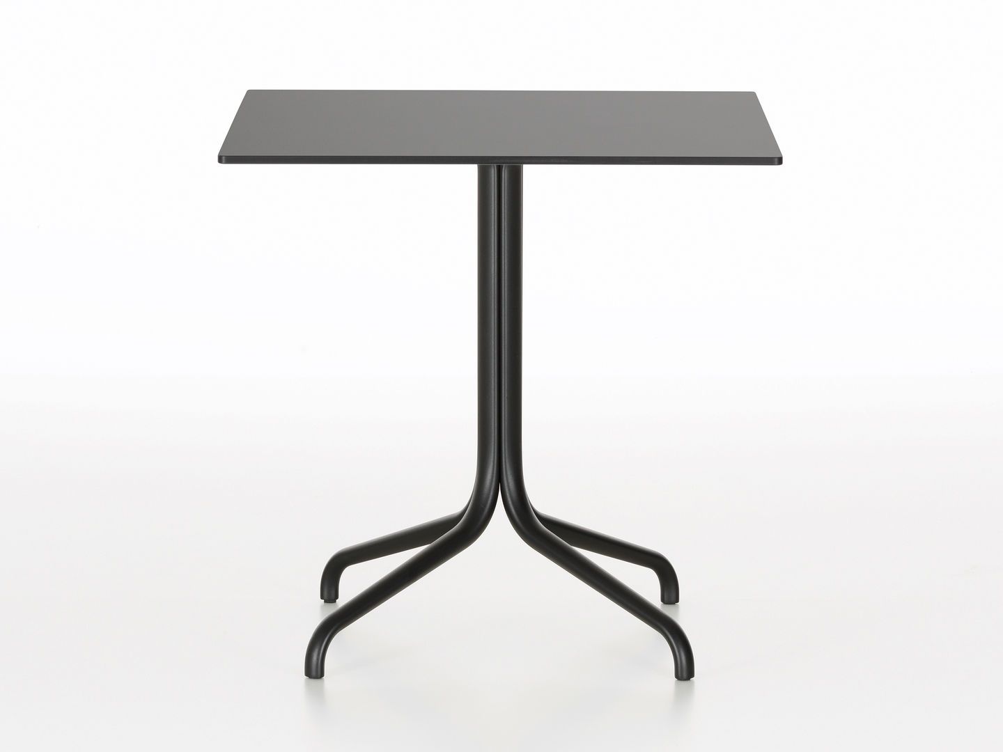 BELLEVILLE TABLE