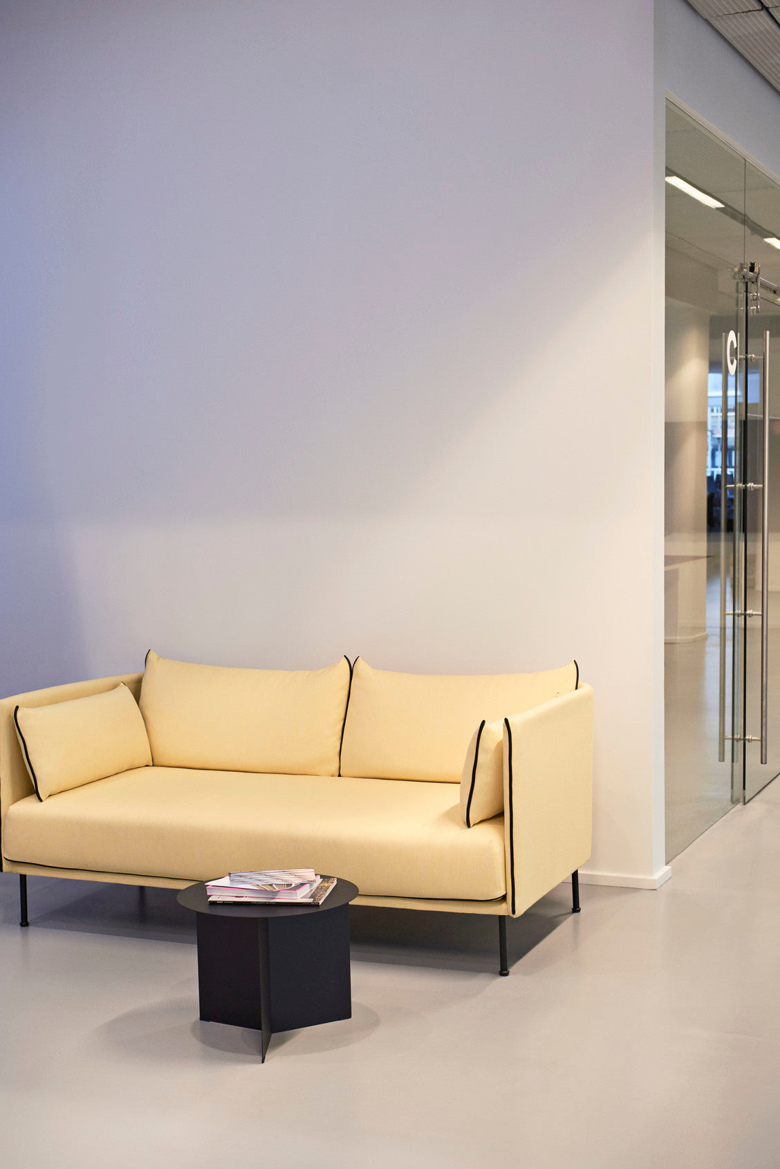 SILHOUETTE SOFA